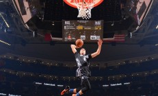 米兰APP下载-非洲雄鹰折翼记，金玟哉教科书级防守，南非轻取尼日利亚的背后战术密码