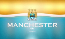 米兰体育app-当黑纱与彩虹相遇，孔德如何用一记错误的助攻，缝合欧洲之心