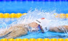 米兰捕鱼-绿军铁血防守锁死约基奇，拉文末节狂飙17分点燃北岸花园