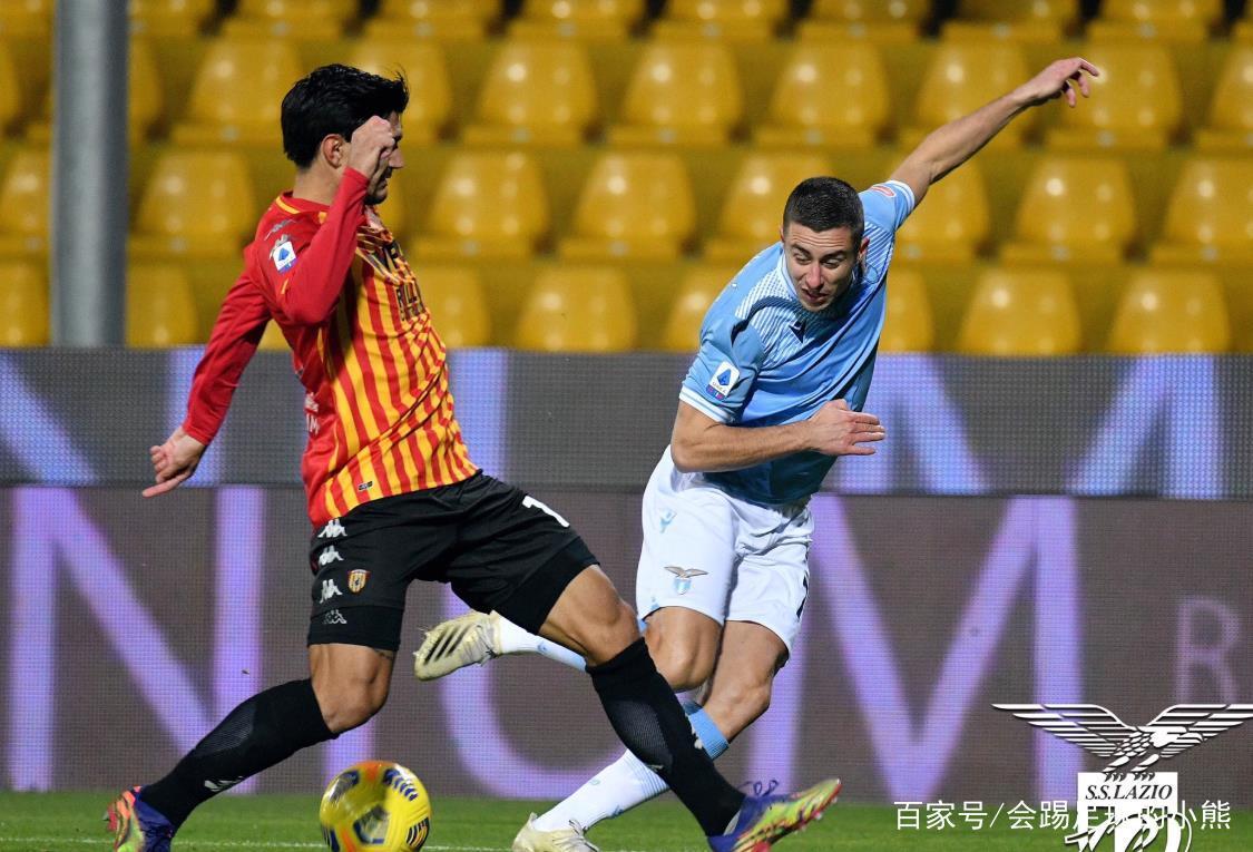 不来梅狼队客场逆风翻盘,全力打造连胜气象 不来梅狼队客场逆风翻盘,全力打造连胜气象