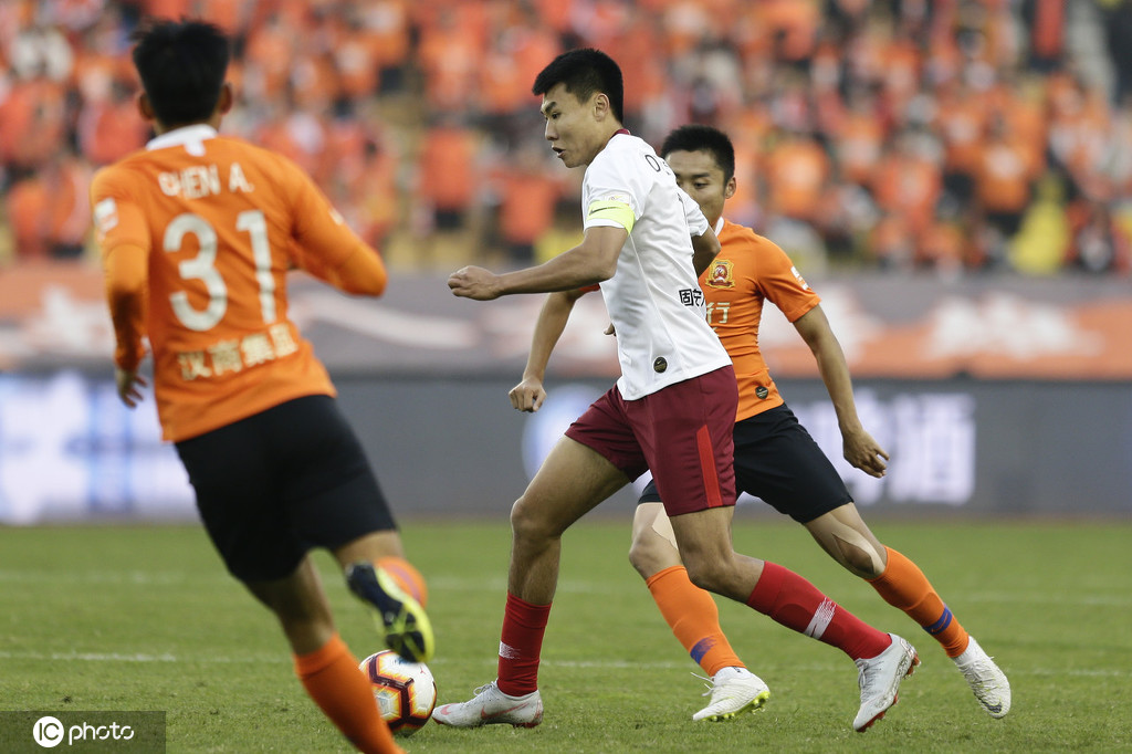 包含河北华夏幸福对阵武汉卓尔，双方战绩不俗的词条