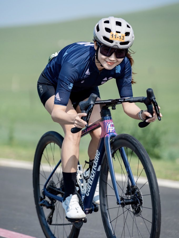 自行车赛场:骑行风尘,奔波努力的简单介绍 自行车赛场:骑行风尘,奔波努力的简单介绍