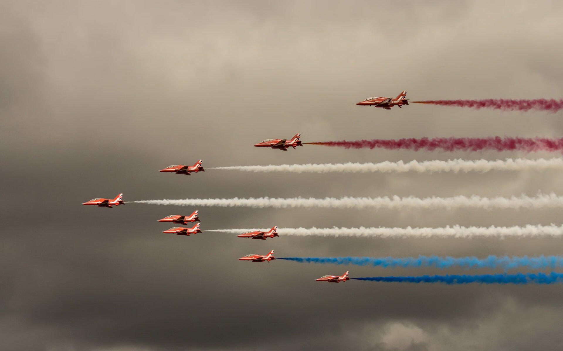 贝林厄姆进攻端无人可挡,尤文图斯强行终结莱比锡红牛