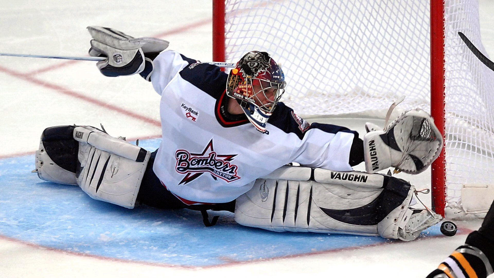 克瓦拉茨赫利亚一锤定音！委内瑞拉硬仗力克瑞士，关键先生改写历史