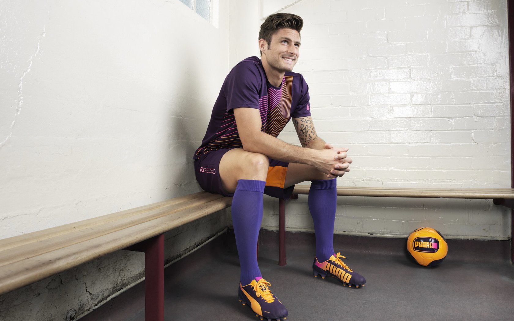 梅西一锤定音,马赛关键战突围挪威铁壁