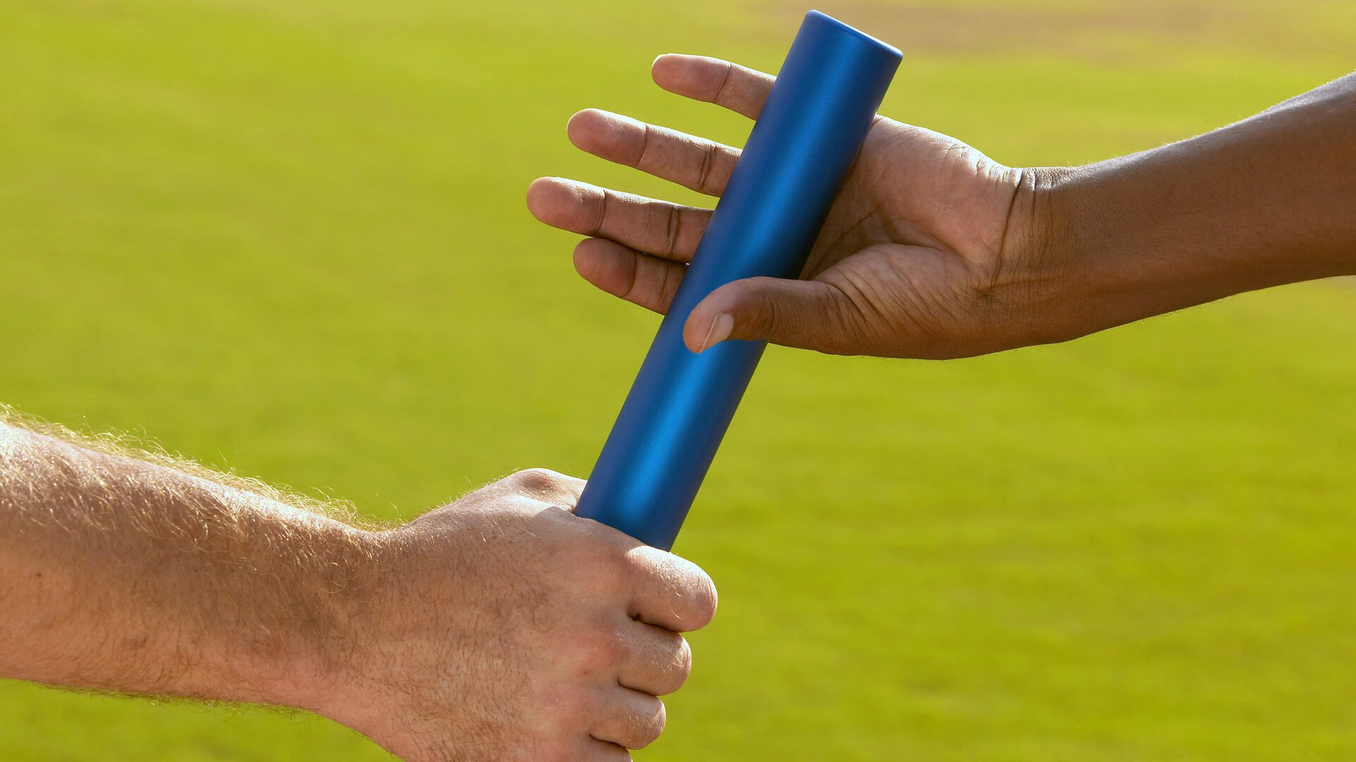 红魔铁血破狮吼，阿圭罗的意外救赎与曼联的强行终结